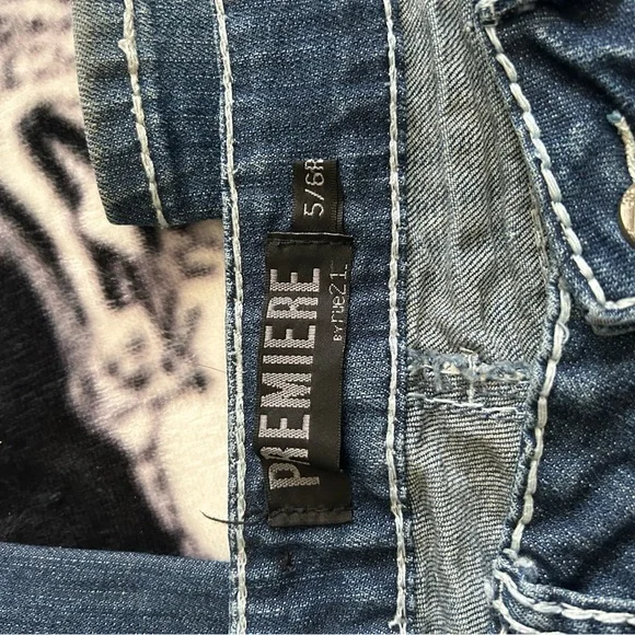 Premier Designs Blue Distressed Flare Jeans - Picture 6 of 6